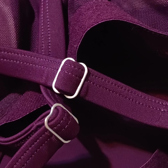 Athleta Twister Tankini Swim Tank Cross Back Burgundy Berry Sz36B/C - Picture 8 of 13